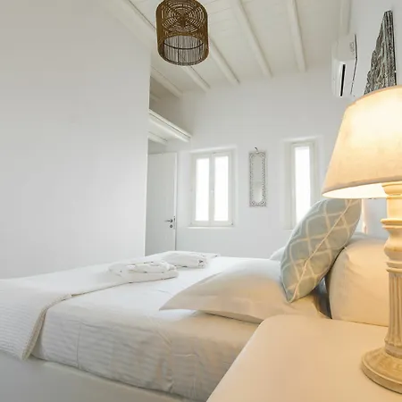 Aparthotel Eden View & 4*