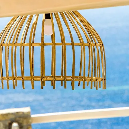 Aparthotel Eden View Suites&residences 3*