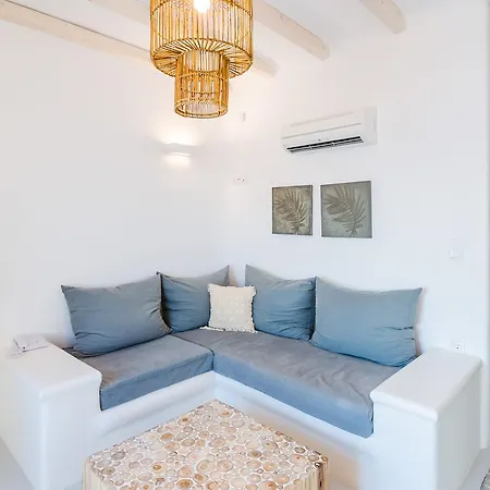Aparthotel Eden View Suites&residences 3*