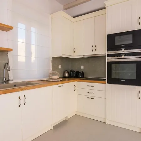 Eden View Suites&residences Platys Gialos (Mykonos)