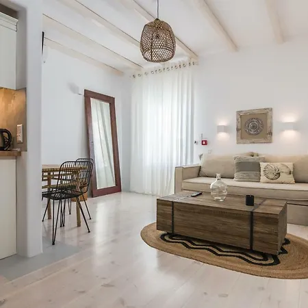 Eden View Suites&residences Platys Gialos (Mykonos)