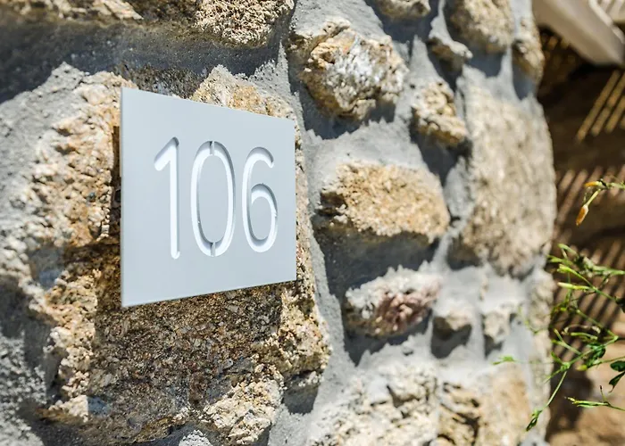 Aparthotel Eden View &